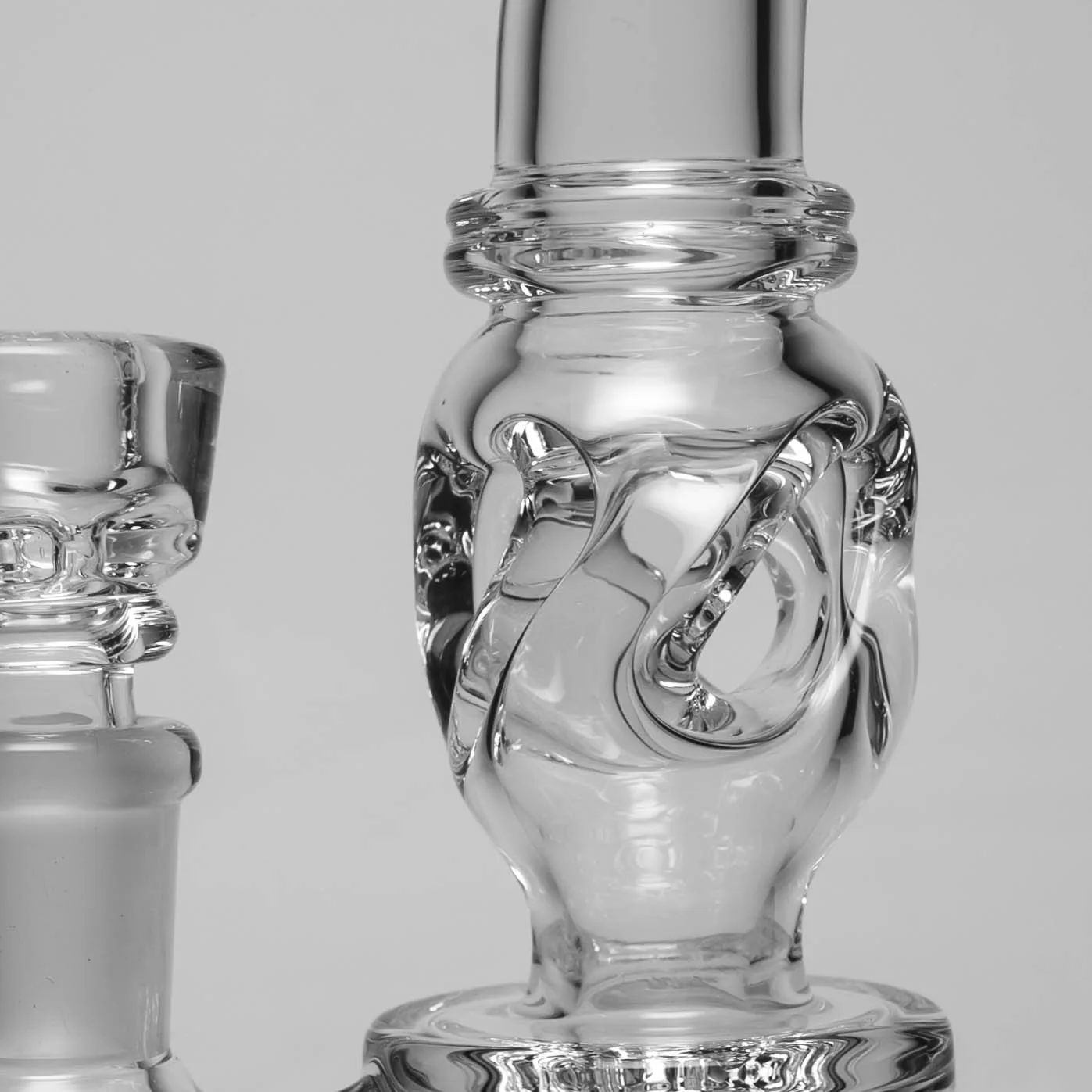 C2 Custom Creations - Mini Ratchet Cup Bubbler w/ Twist Donut - 38mm - Black Drip Label - Image 4