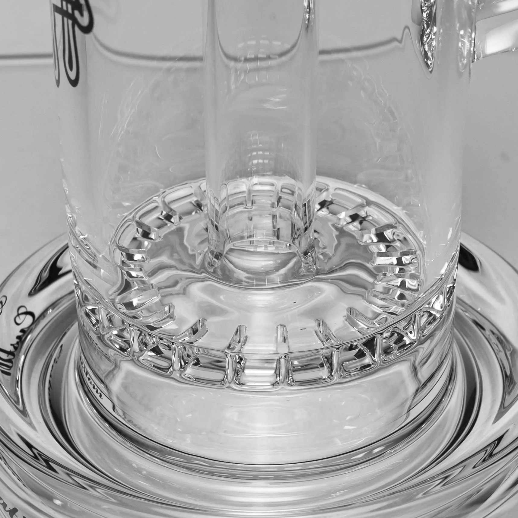 C2 Custom Creations - Ratchet Bubbler - 65mm - Black Drip Label - Image 3