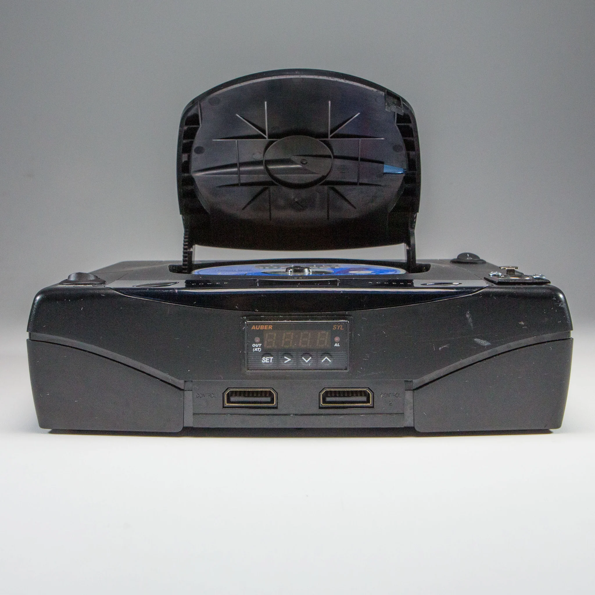 Dub Glass Sega Saturn & Functional E-Nail - Image 4