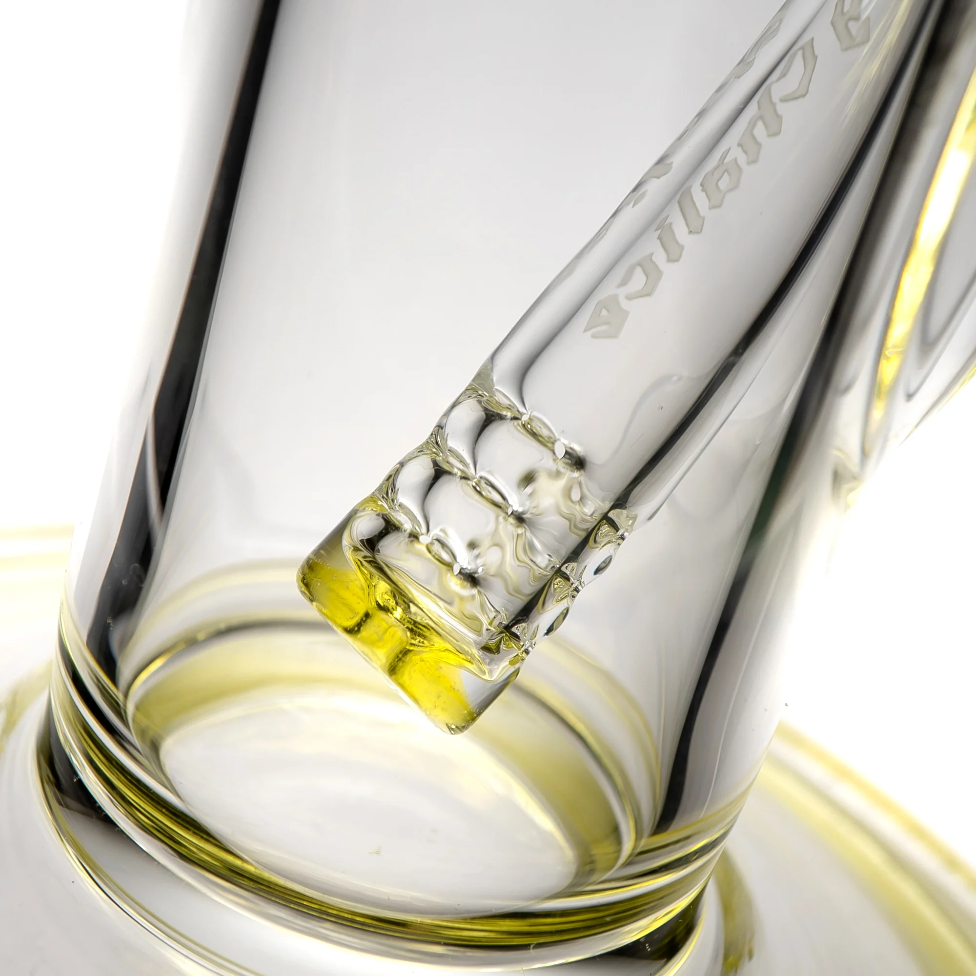 Mighty Chalice - 16" Straight - 45x7 - Transparent Yellow Accents - Image 7