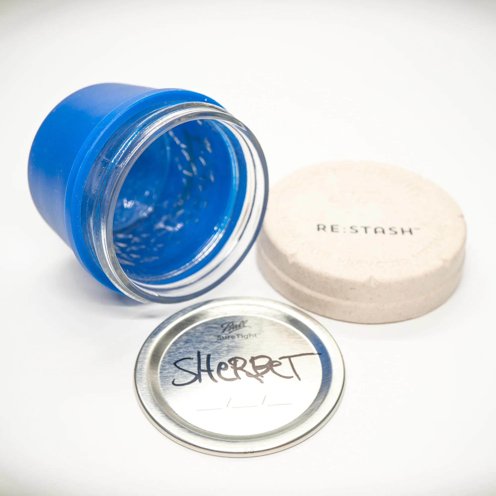 Re:Stash x Sherbet - Dark Blue w/ Green Label - 4oz - Image 4