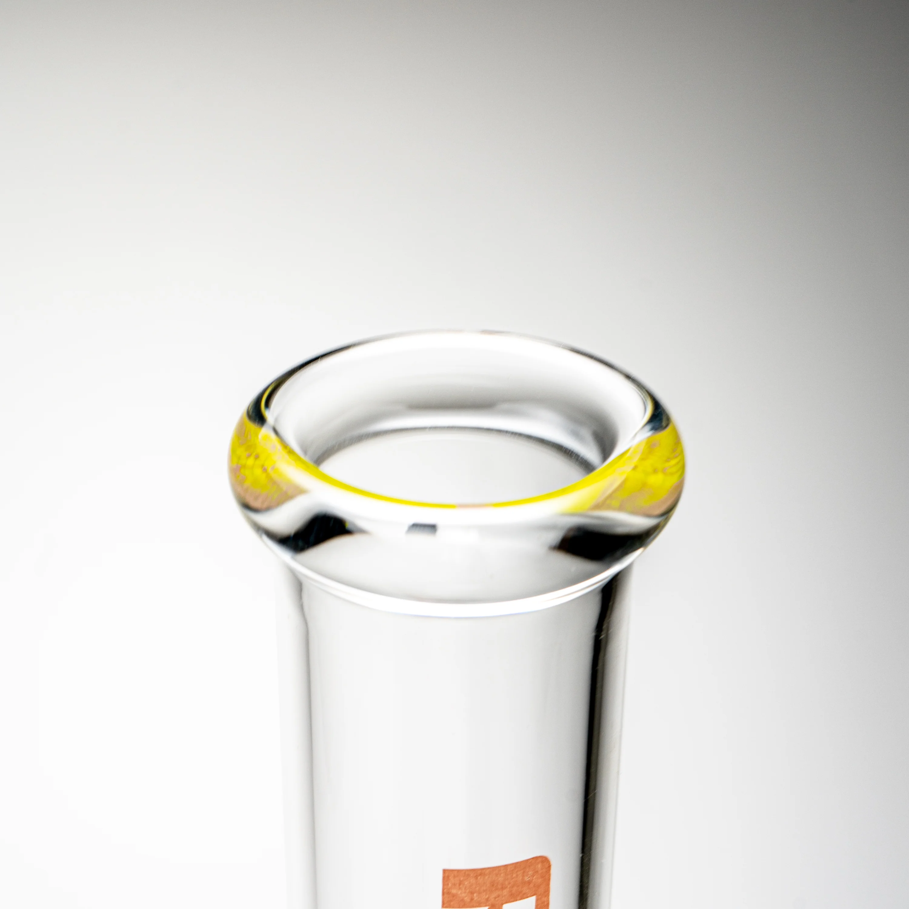 ROOR - 20" Custom Worked Beaker - 50x5 - Pink Label - Image 3