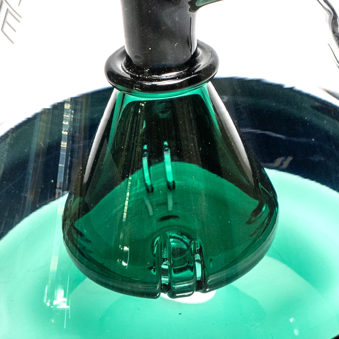 ROOR.US - 99 Series - 18" Fixed Beaker 50x5 - Jade & Black - Platinum Label - Image 6