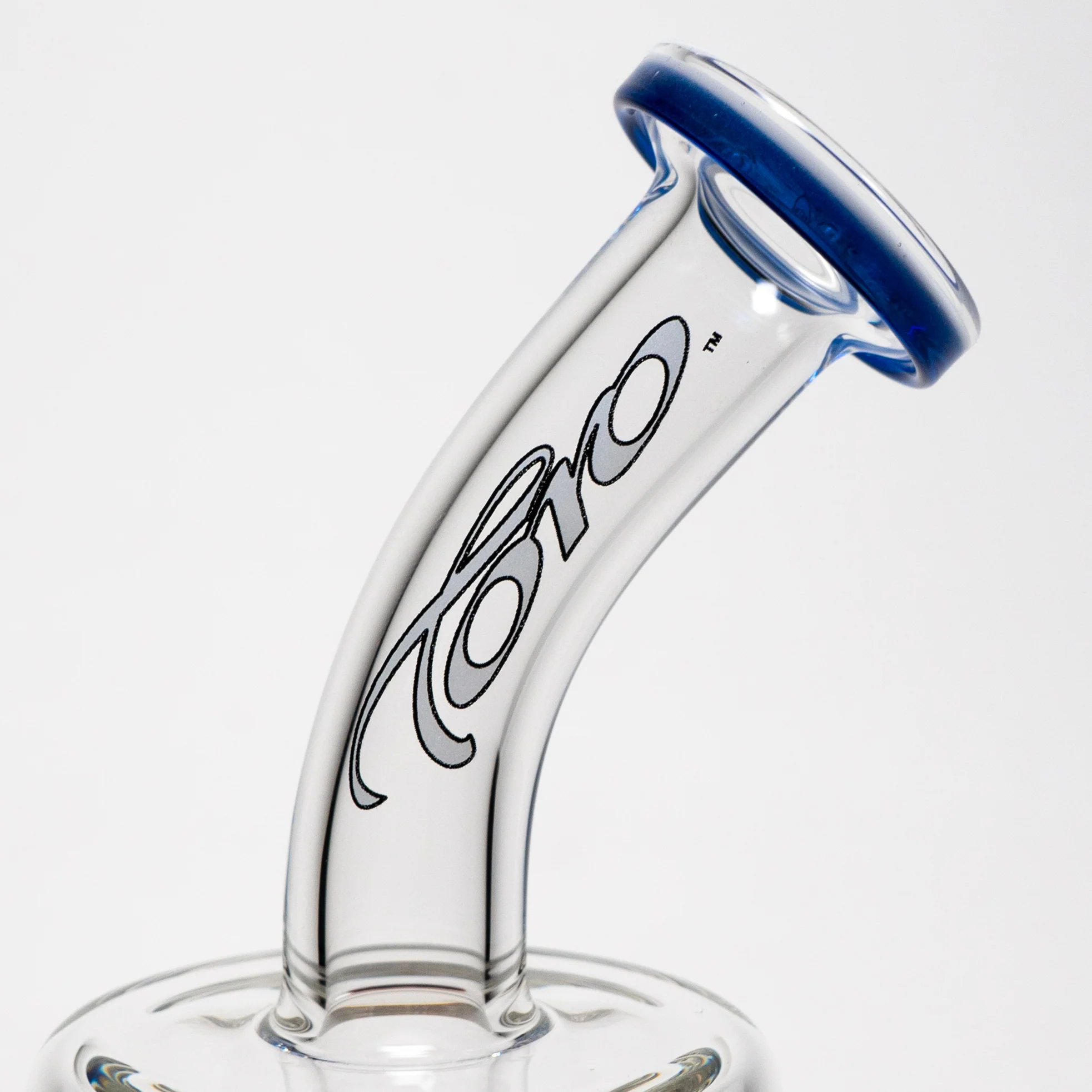 Toro - Double Macro XL - 8/13 Arm - Cobalt & White w/ Red Elvis - Image 3