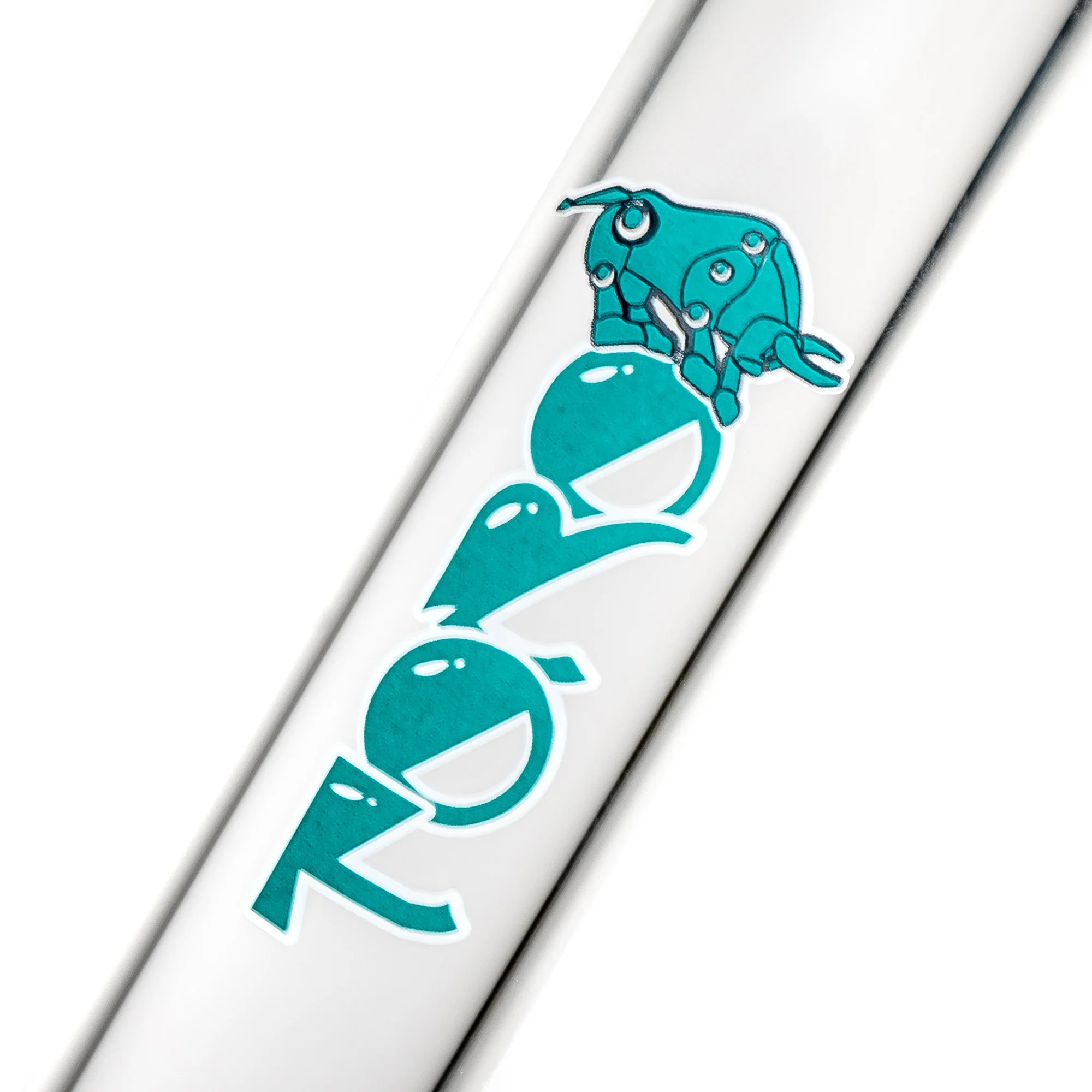 Toro - Full Size - 7/13 - Blue Stardust & White Satin w/ Ice Wag - Image 5