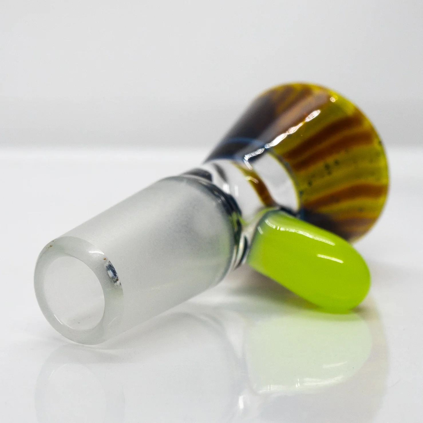 Unity Glassworks - Single Hole Martini Slide - 14mm - IO Star & Antidote - Image 3