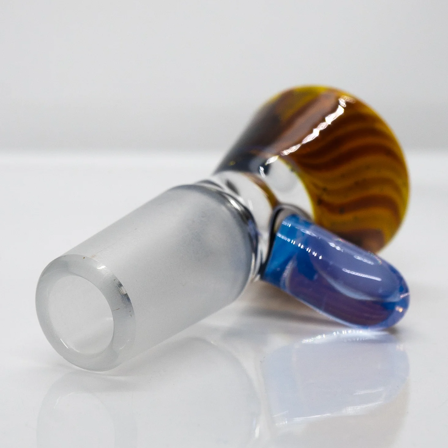 Unity Glassworks - Single Hole Martini Slide - 14mm - IO Star & Lucid - Image 3
