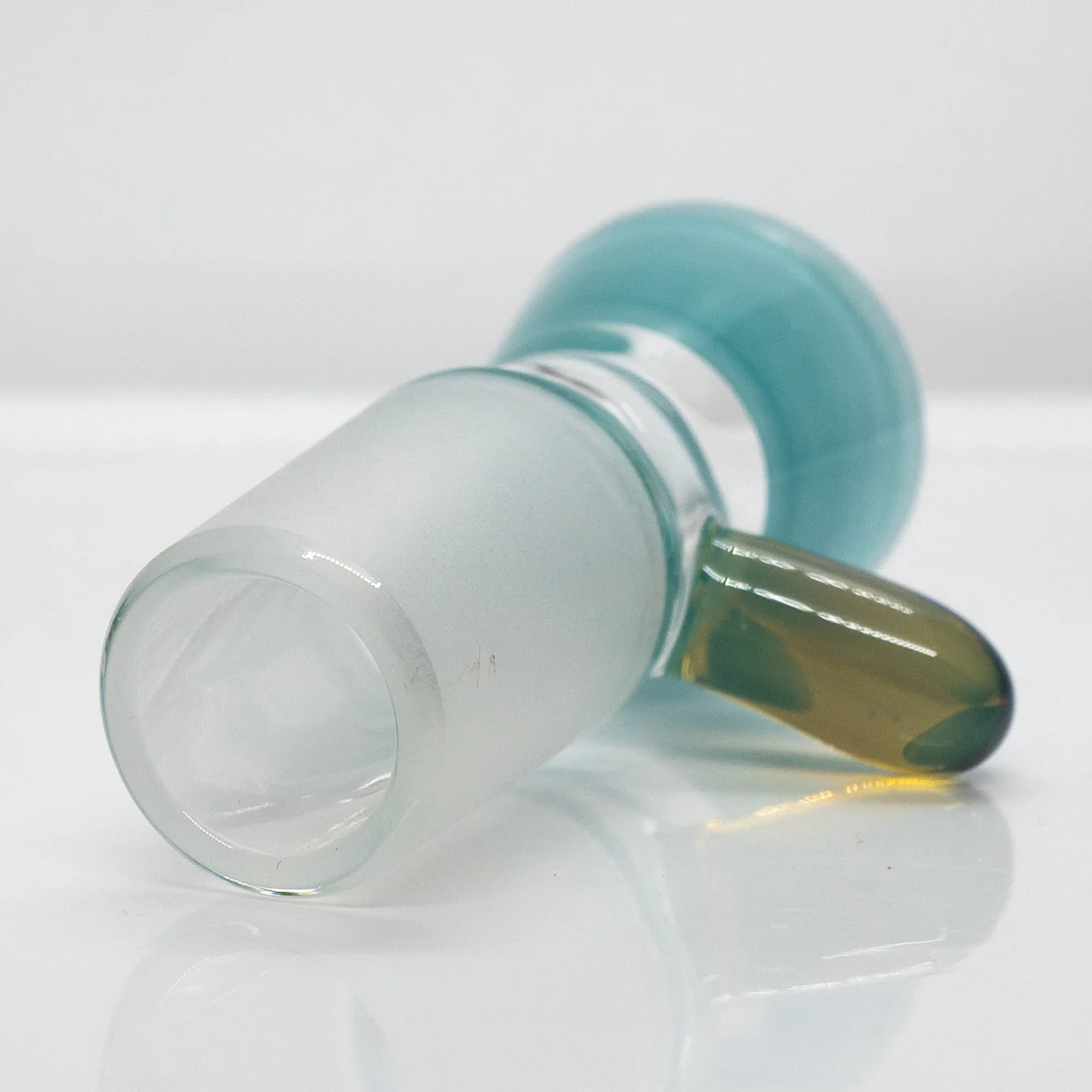 Unity Glassworks - Single Hole Martini Slide - 18mm - Agua Azul & CFL Mirage - Image 4