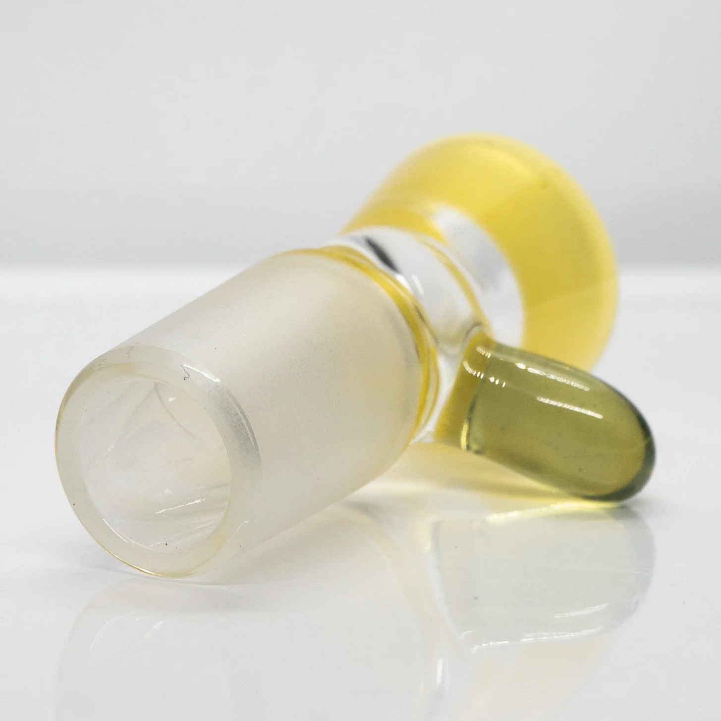 Unity Glassworks - Single Hole Martini Slide - 18mm - CFL Pastel Serum & CFL Pastel Potion - Image 4