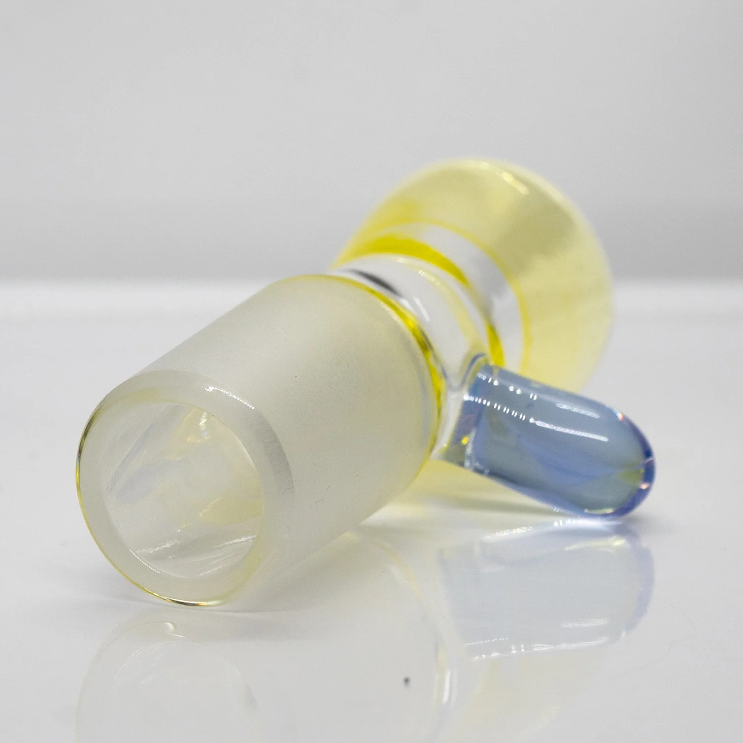 Unity Glassworks - Single Hole Martini Slide - 18mm - Citrine & Lucid - Image 3