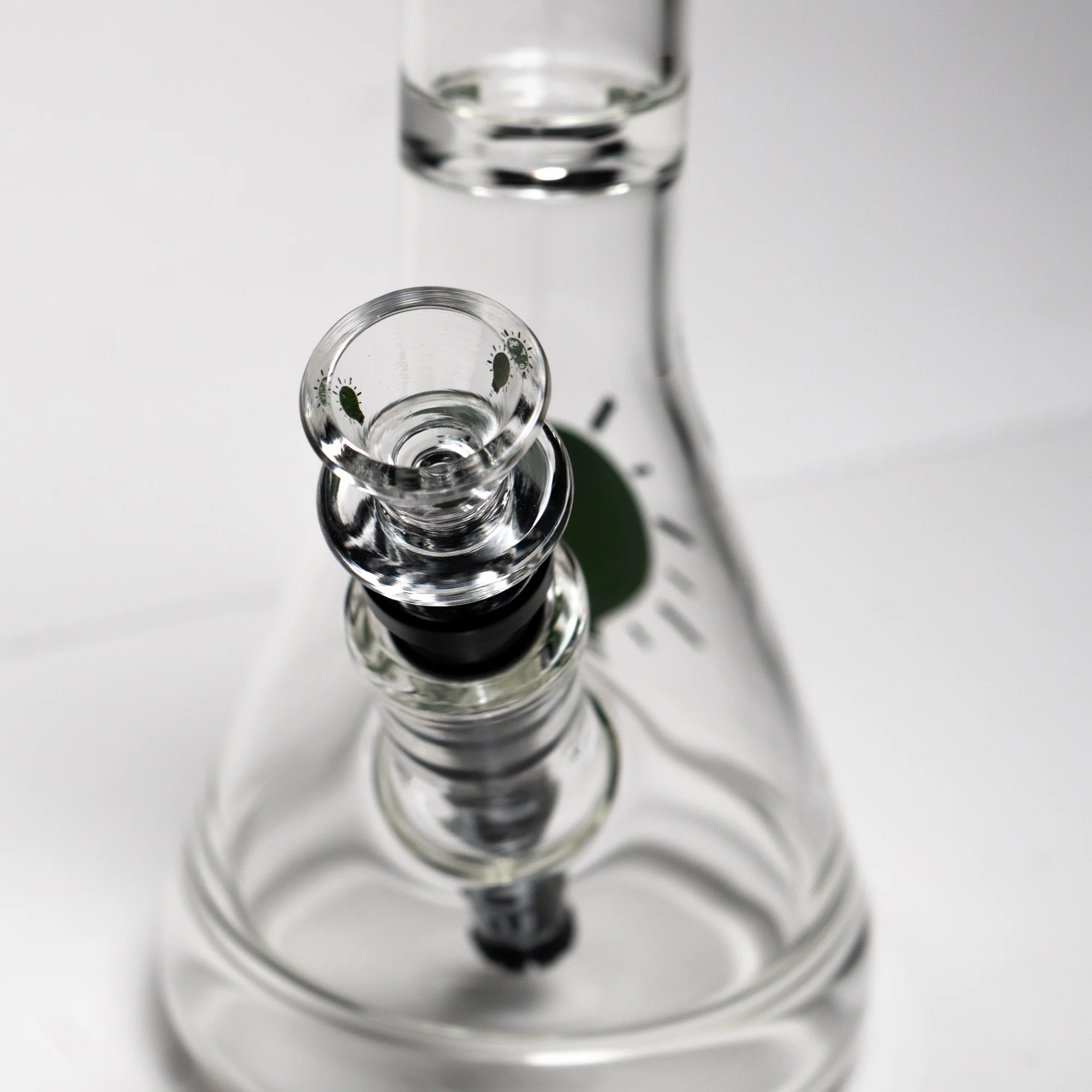Urbal Technologies - 12" Beaker - 38x5 - Black Label - Image 5