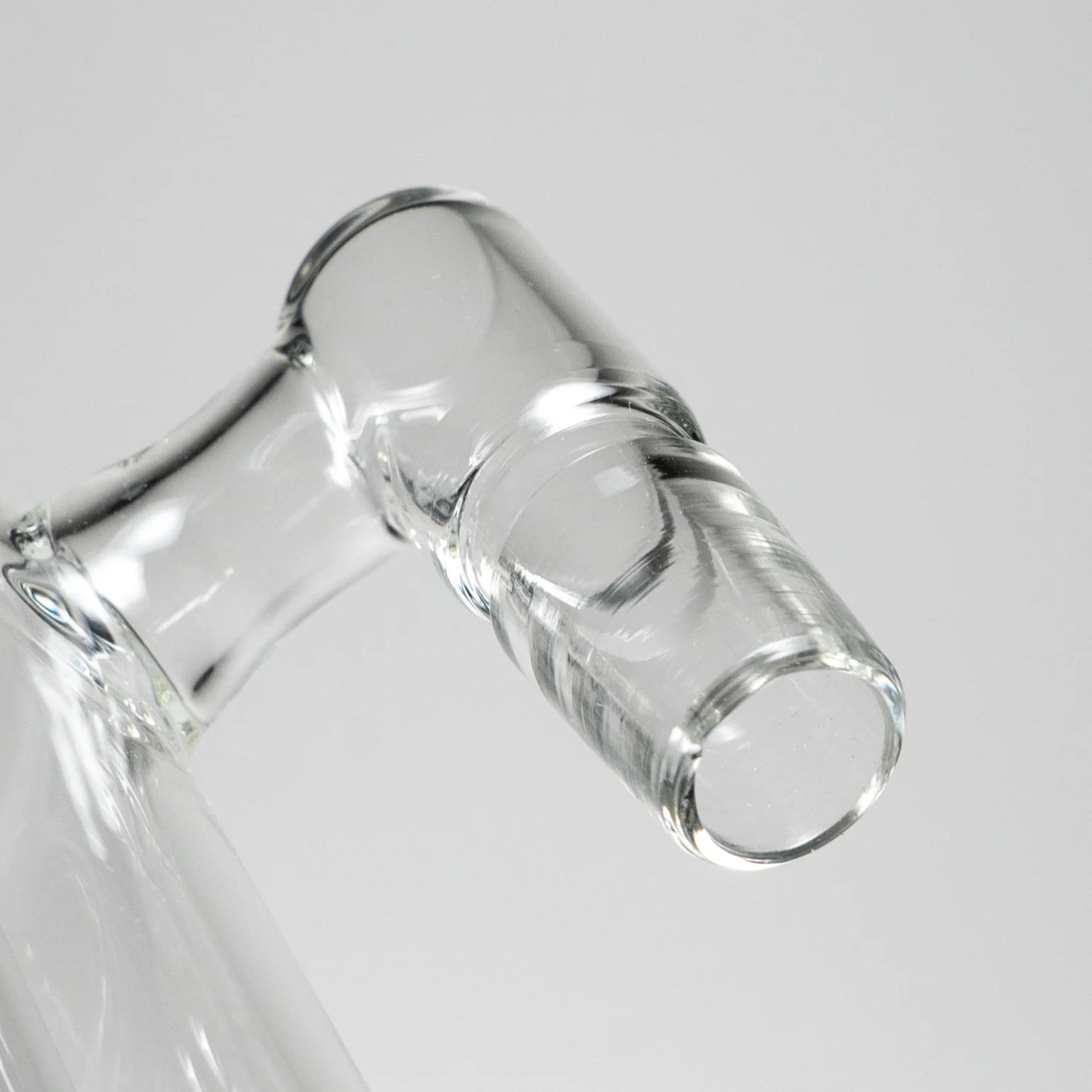 US Tubes - Ash Catcher - 18mm 90° - White & Grey Highway Label - Image 5
