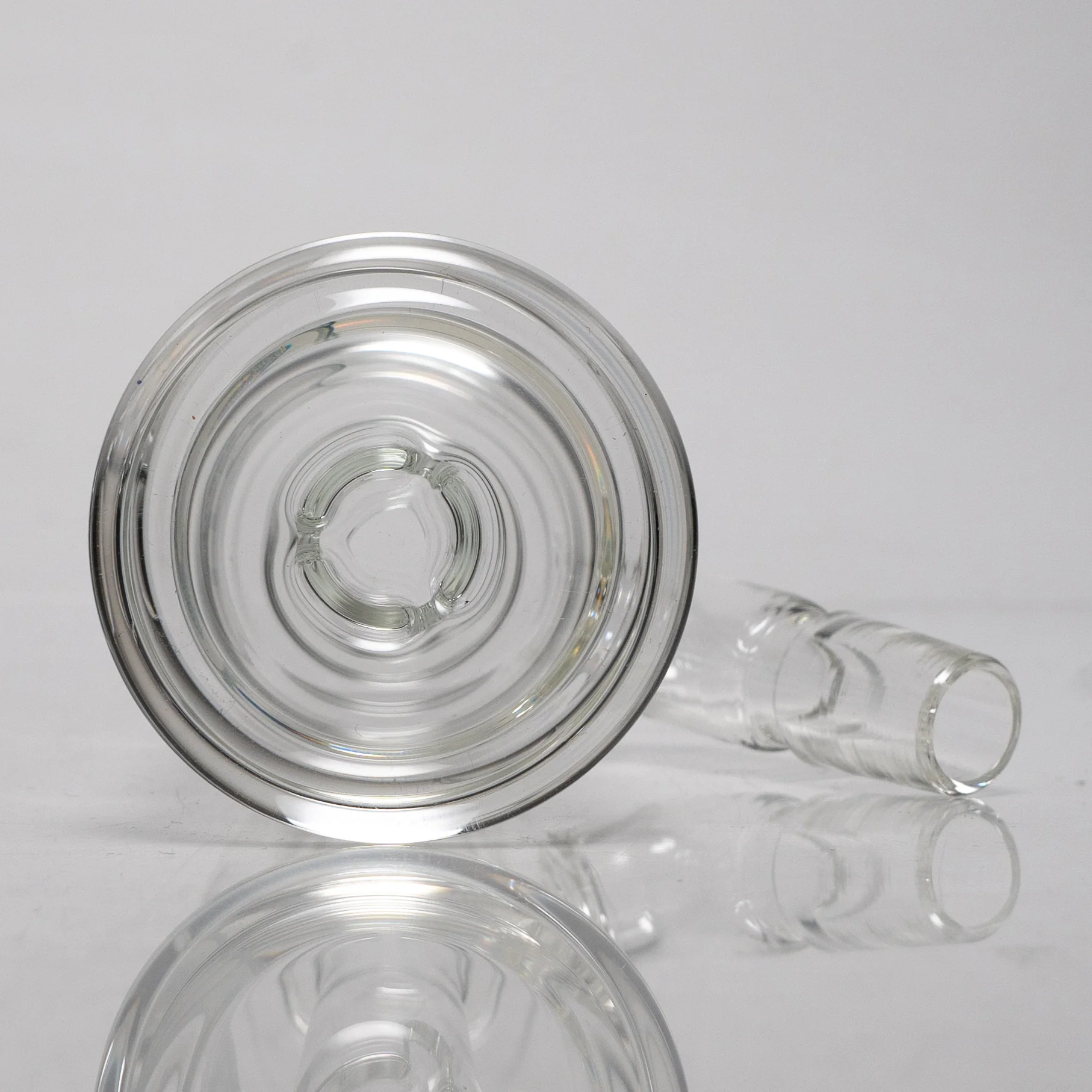 US Tubes - Ash Catcher - 18mm 45° - White & Purple Highway Label - Image 6