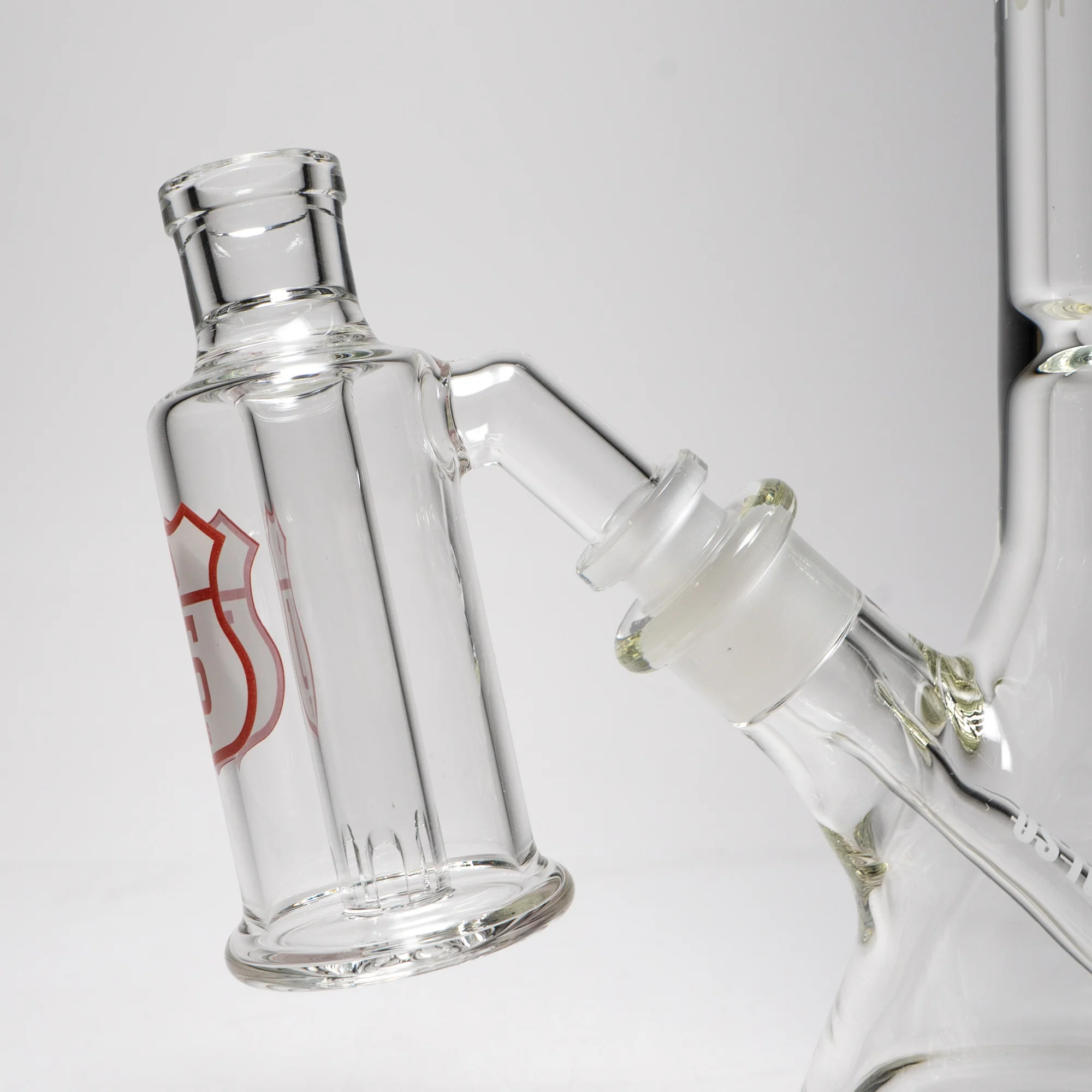 US Tubes - Ash Catcher - 18mm 45° - White & Red Highway Label - Image 7