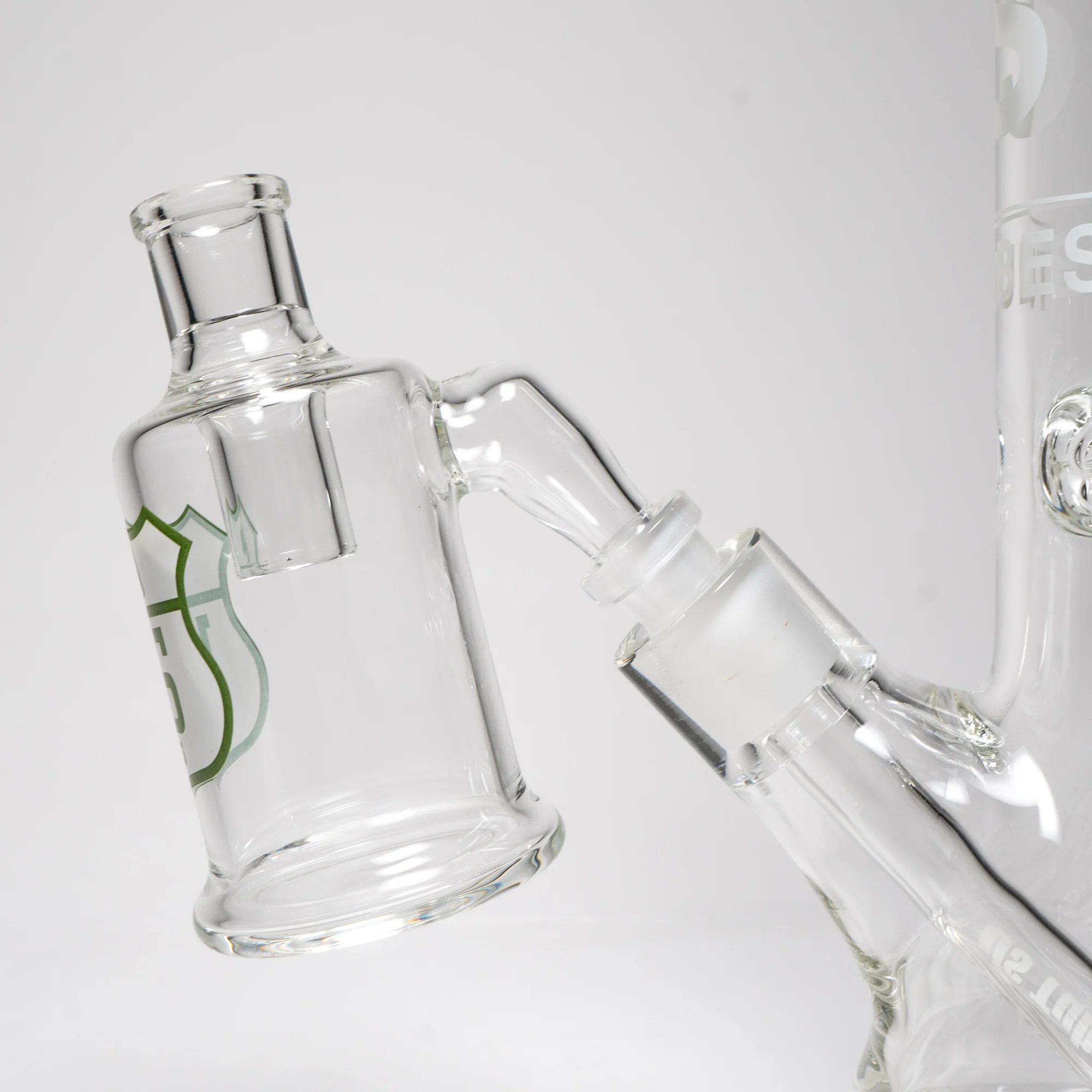 US Tubes - Dry Catcher V2 - 14mm 45° - White & Green Highway Label - Image 6