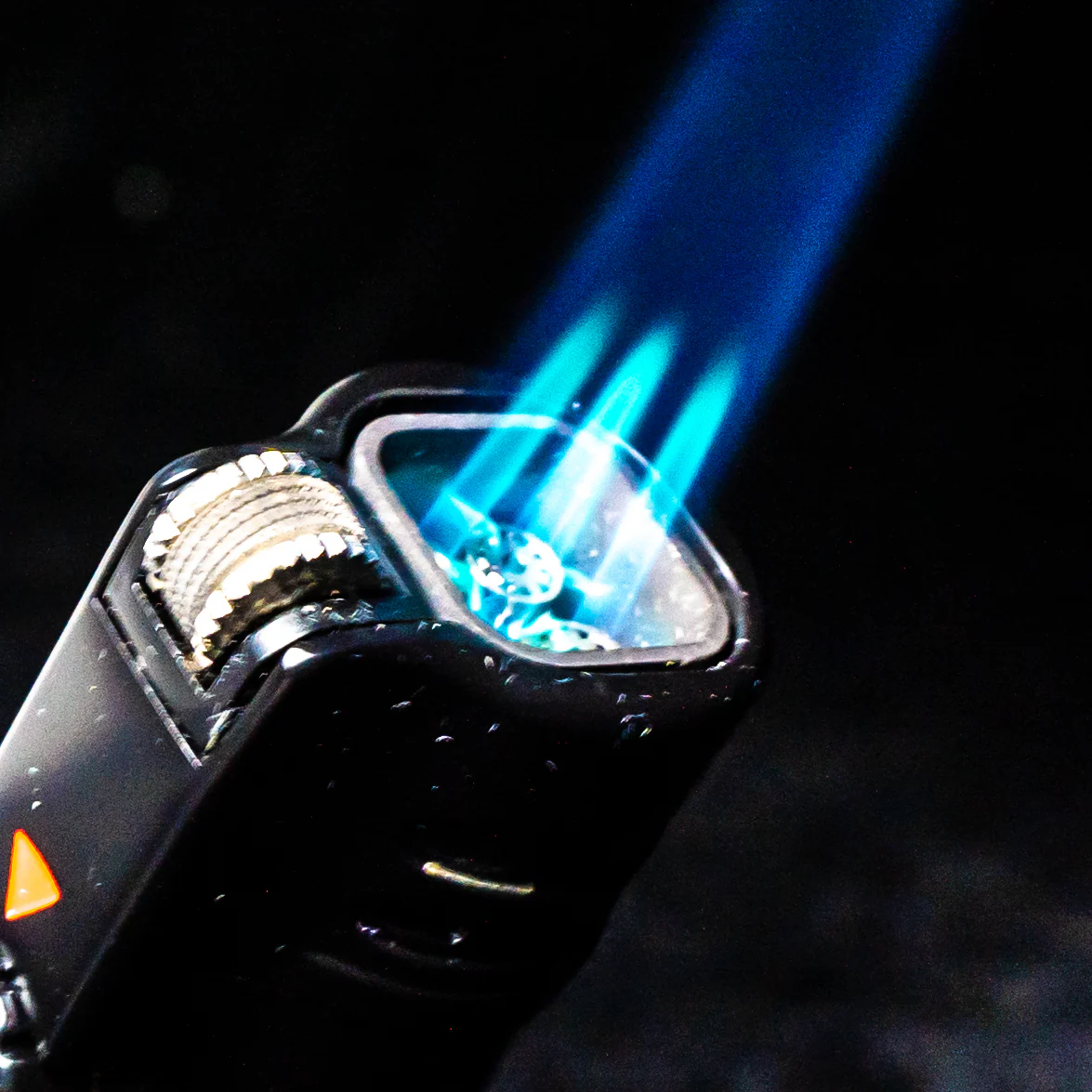 Vector X Sovereignty - Warcraft - Quad Flame Torch Lighter - Matte Black - Image 3